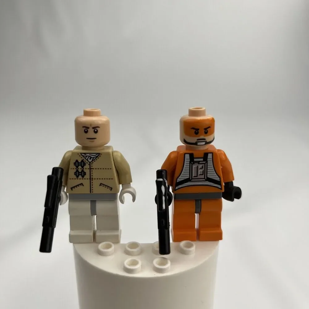 LEGO Star Wars Hoth Rebel Officer And Pilot Minifigures 8083 Lot of 2